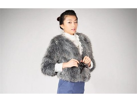 Quý cô công sở trang nhã mà vẫn tươi trẻ  