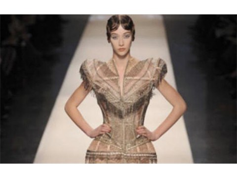 Jean Paul Gaultier - Khuấy động tuần lễ thời trang Paris 2009  