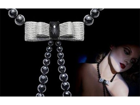 Paris-New York qua lăng kính kim cương 