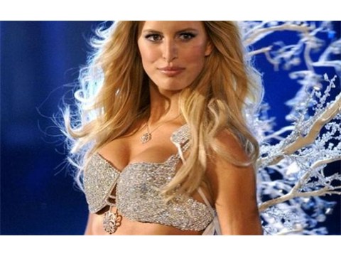 Những chiếc áo lót triệu đô của Victoria’s Secret 