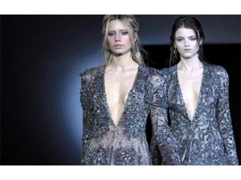Giorgio Armani giới thiệu BST công sở siêu đẹp 