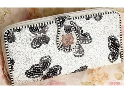 Thời trang ví cầm tay và ví tiền của Anna Sui 