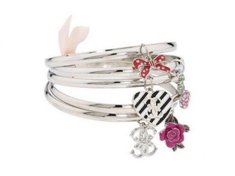 Sành điệu với vòng đeo tay thời trang Guess 2012 